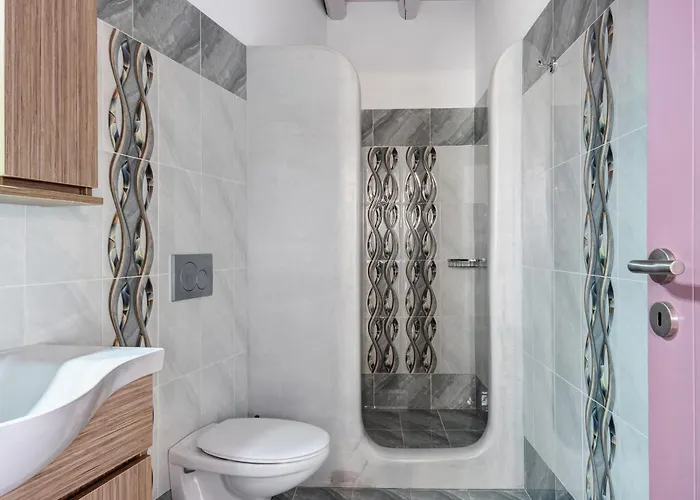 Nicolas House 2 公寓